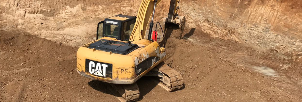 Movimiento de tierra y fundaciones: la ventaja de contratar áridos y maquinaria en un solo proveedor