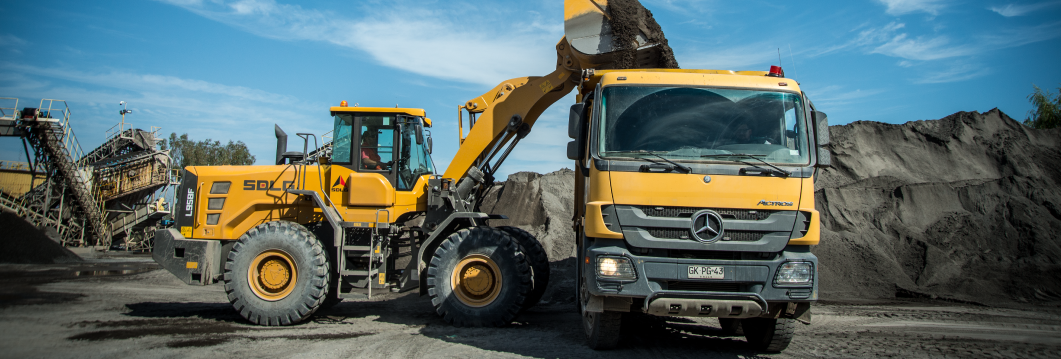 Arriendo de maquinaria para obras en Curicó, Teno y Romeral: equipos clave para el avance de proyectos